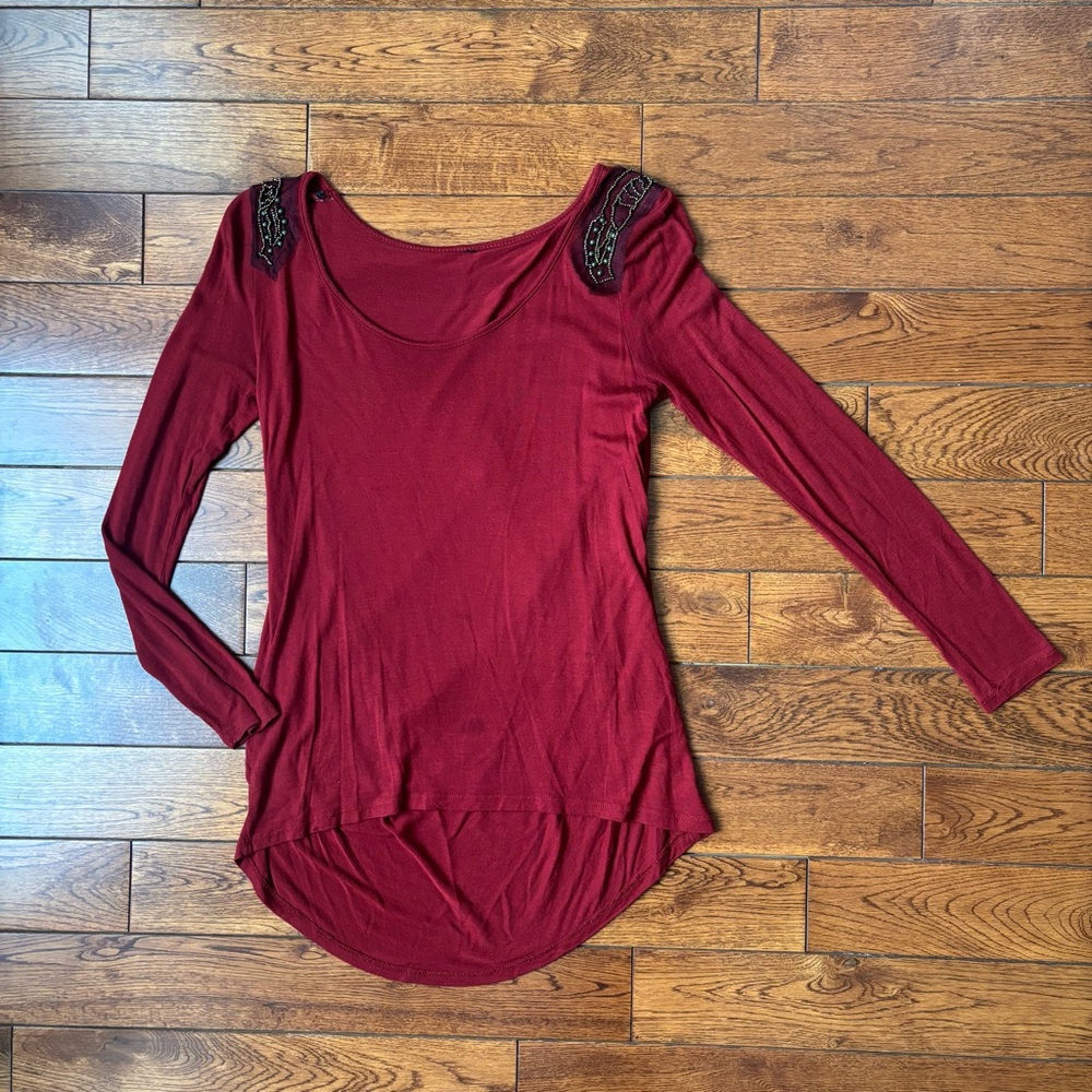 💫 5/$15: Jessica Simpson Red Asymmetrical Long Sleeve Blouse Women’s Size S